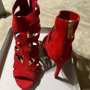 Jessica Simpson lipstick red Heels Size 9.5 NIB